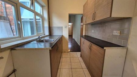 Yew Tree Road, Aston, B6 - Photo 2