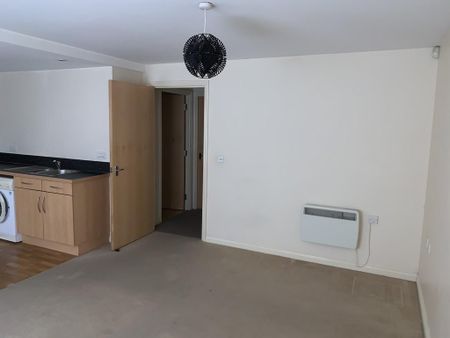 2 bedroom apartment to rent - Photo 4