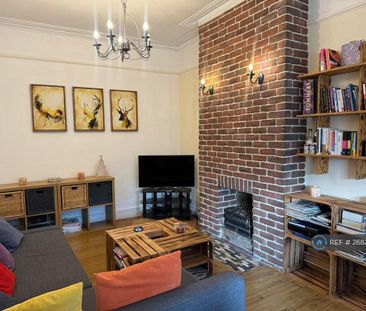 4 bedroom terraced house to rent - Photo 2