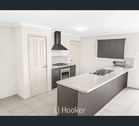 2/32 Gibbs Street, Carey Park, WA 6230 - Photo 2