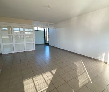 Location Appartement 2 pièces 59m² - Photo 4