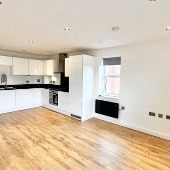 Crescent House, Rugby, CV21 - Photo 1