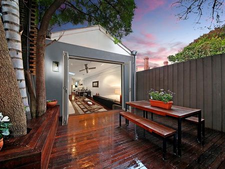 45 Hornby Street, Prahran VIC 3181 - House For Rent | Domain - Photo 5