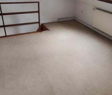 A LOUER: Sur la commune d'Esquerchin - Maison T4 en plein coeur du ... - Photo 6