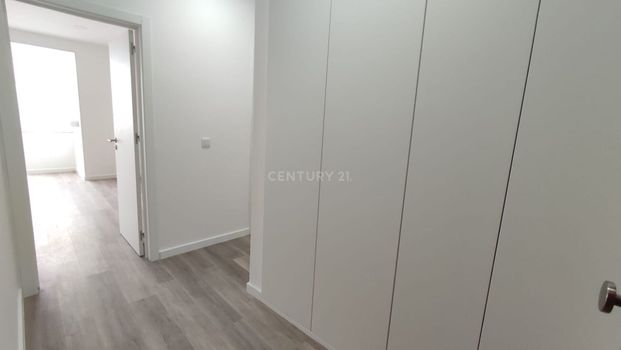 Apartamento T1 | Totalmente Remodelado - Photo 1