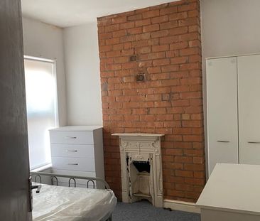 Room in a Shared House, City Road, B17 - Photo 3
