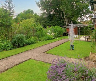 2 bedroom maisonette to rent - Photo 4