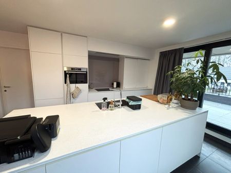 2-slpk appartement met terras, autostaanplaats en kelderberging - Foto 3