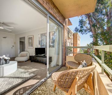 ** FIRST OPEN FOR INSPECTION Saturday 1st Nov 11.40-12.00pm *** Sun... - Photo 6