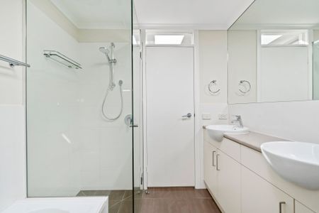 2/26 Gordon Street, Balwyn - Photo 3