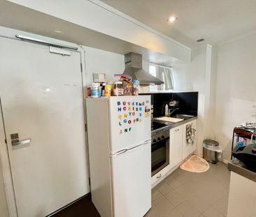 Unit 302, 207 Federal Street, City Centre, Auckland City - Photo 1