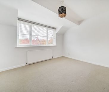 4 bedroom detached house to rent - Photo 1