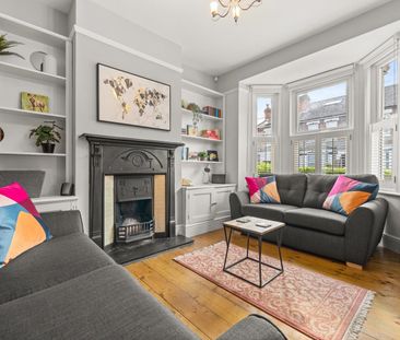 3 Bed Terraced House, De Montfort Road, RG1 - Photo 1