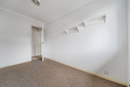 Admaston Road, London, SE18 - Photo 2