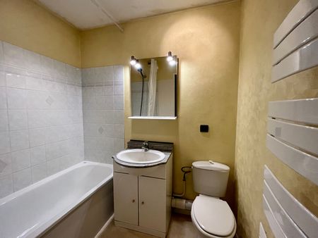 Location Appartement 2 pièces 31m² - Photo 3