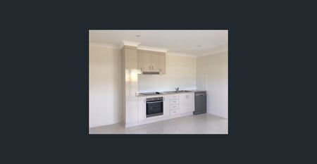 Low Maintenance 1 Bedroom Unit - Photo 5