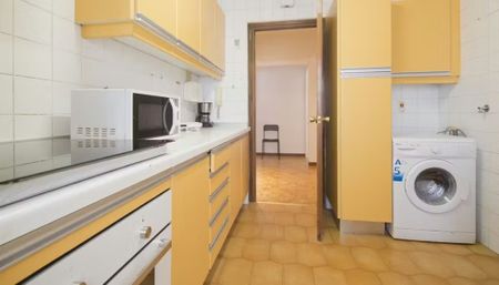 Calle de Mauricio Legendre, Madrid, Community of Madrid 28046 - Photo 3