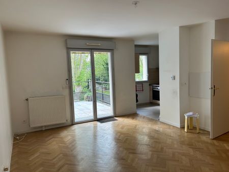 Location Appartement 2 pièces 51m² - Photo 2