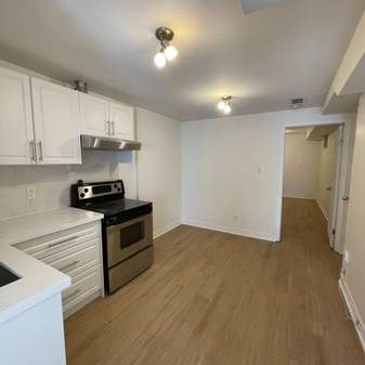 1Bedroom Basement Unit in Annex - Photo 1