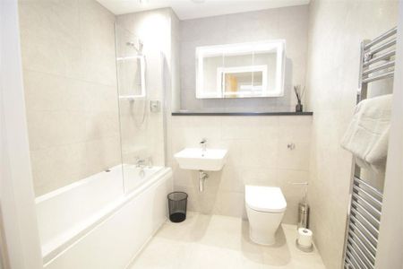 2 bedroom apartment to rent - Photo 3