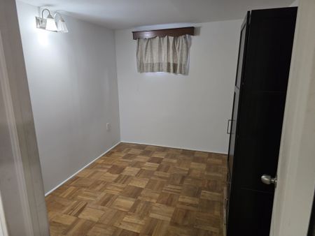 For Lease - 37 Cameo Crescent Unit# Bsmt, Toronto, Ontario - Photo 5