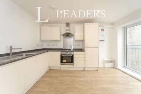 1 bedroom flat to rent - Photo 4