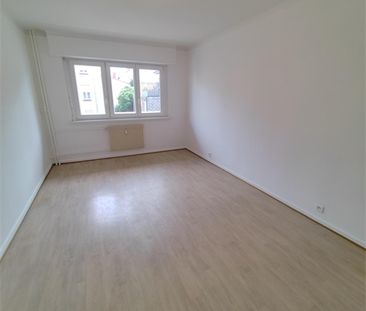 Location Appartement 3 pièces 66m² - Photo 2