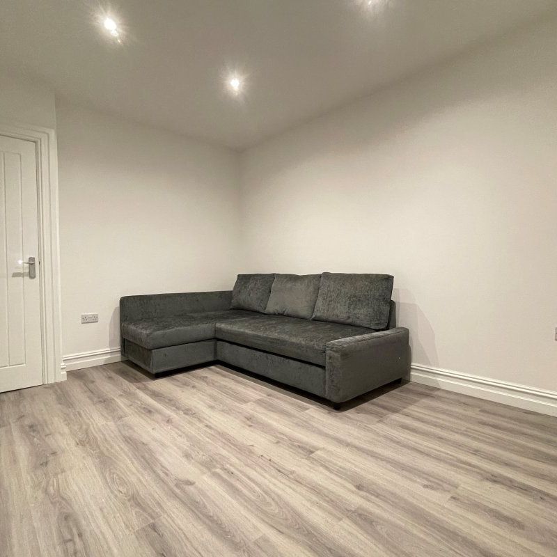 Claude Road, CARDIFF - Photo 1