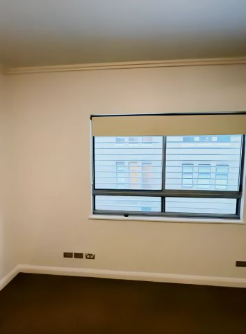 3 bed 2 bath - Photo 2