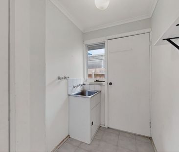 Home In Great Location - Photo 4