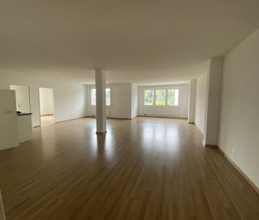 Moderne 3.5-Zimmer-Wohnung mit Aussicht in Emmenbrücke - Photo 5