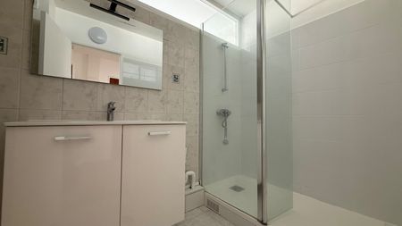 2 Pièces - HAUTS DE CHATOU avec Balcon et - PARKING S/SOL, - Photo 4