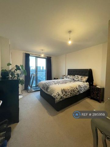 2 bedroom flat to rent - Photo 3