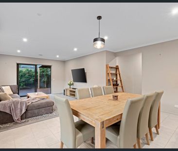 Modern 3-Bedroom Rental House in Serene Mount Duneed Neighborhood - Photo 2