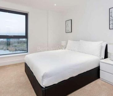 Leven Road, Cityview Point, E14 - Photo 4