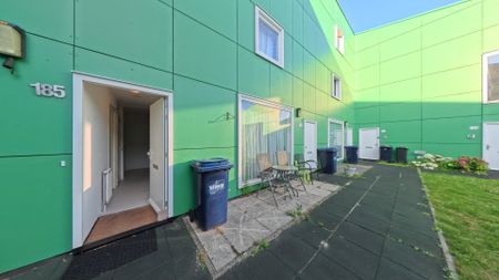 Te huur: Kamer Van der Woudendijk in Den Haag - Photo 2