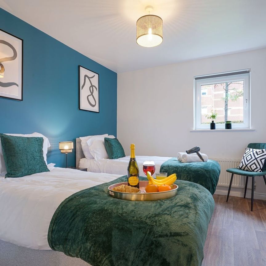 1 Bed Flat, Thackhall St, CV2 - Photo 1