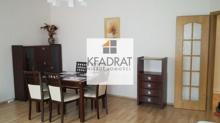 Komfortowy apartament 3 pokoje Centrum - Photo 2