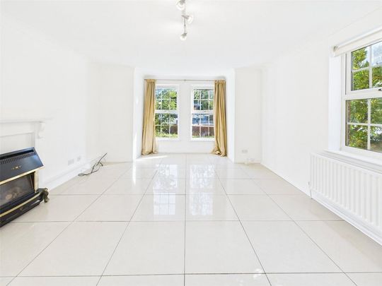 4 bedroom semi-detached house to rent - Photo 1