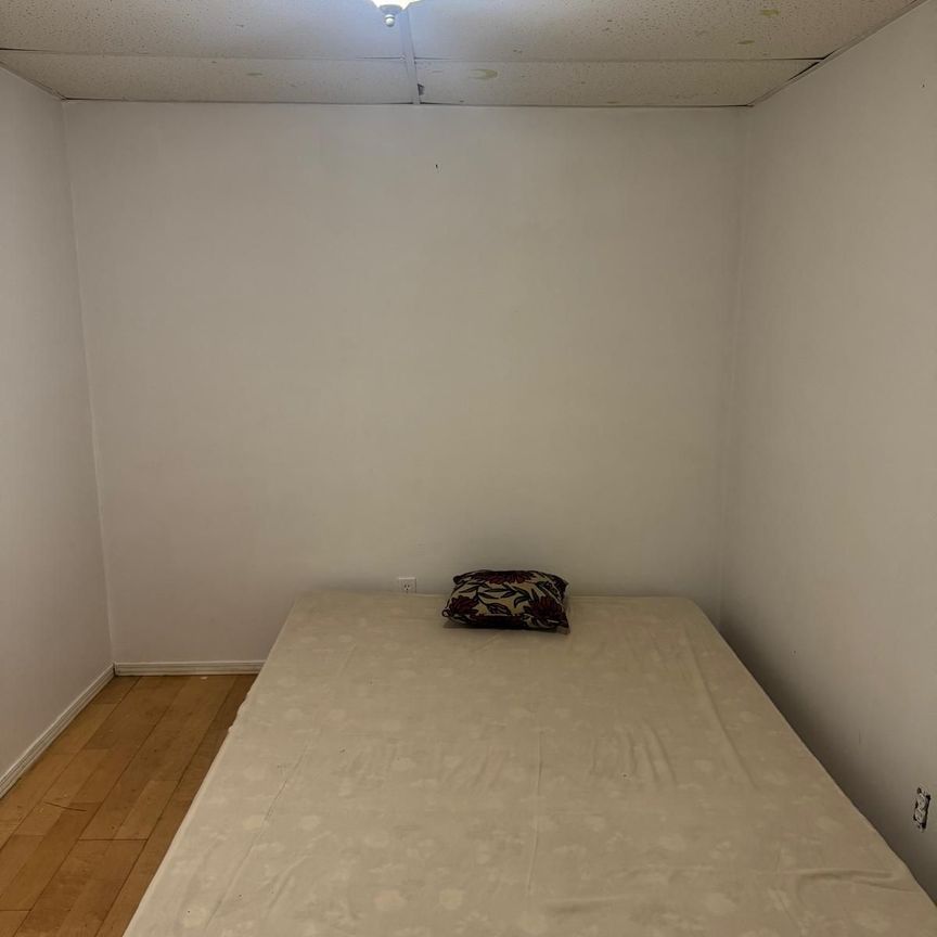 For Lease - 62 WEATHER VANE Line, Brampton, Ontario - Photo 1