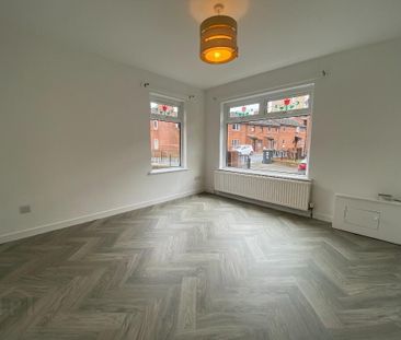 1 Matilda Gardens, Belfast, BT12 5NP - Photo 6