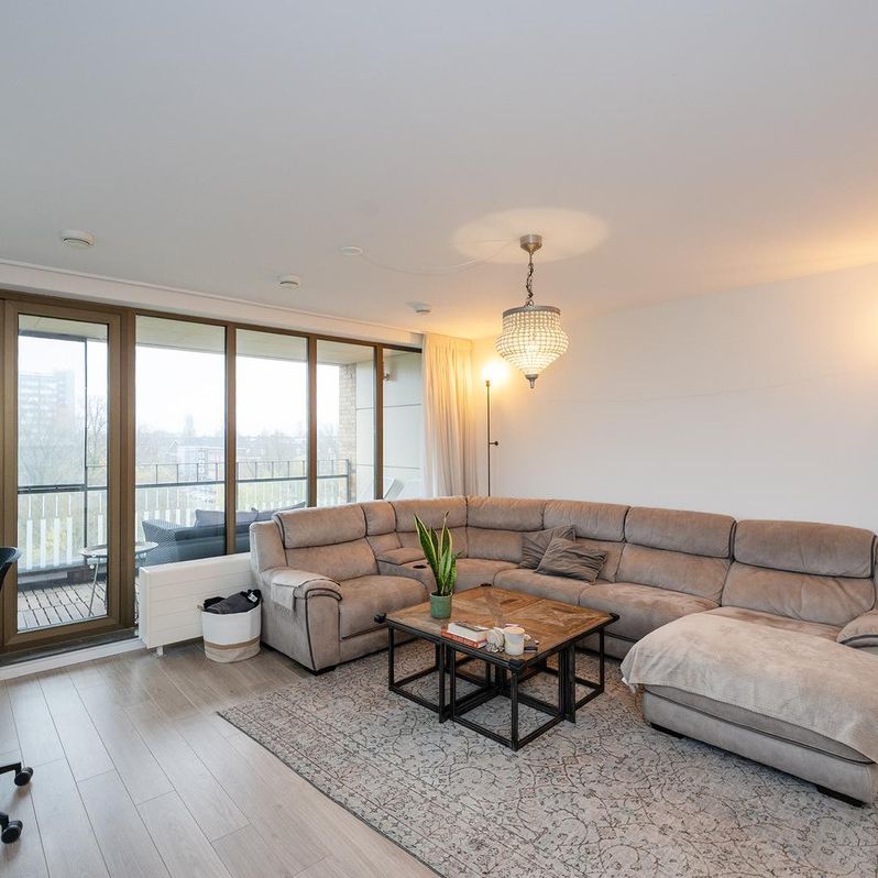 Titus van Rijnstraat 153 - Photo 1