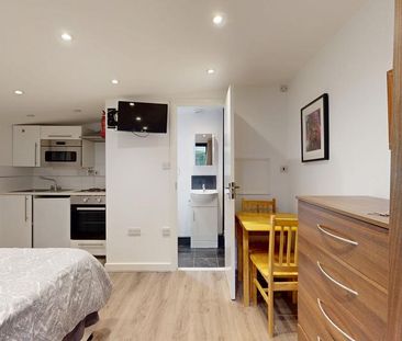 Studio to rent - Photo 5