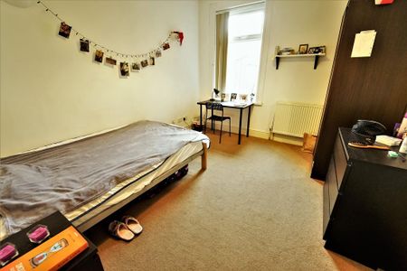 6 bedroom house to rent - Photo 5