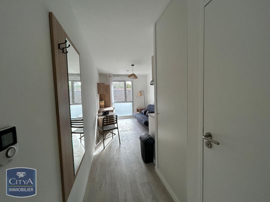 Location Appartement 1 pièce 18m² LA ROCHELLE 17000 - Photo 1