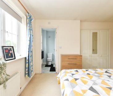 4 bedroom detached house to rent - Photo 5