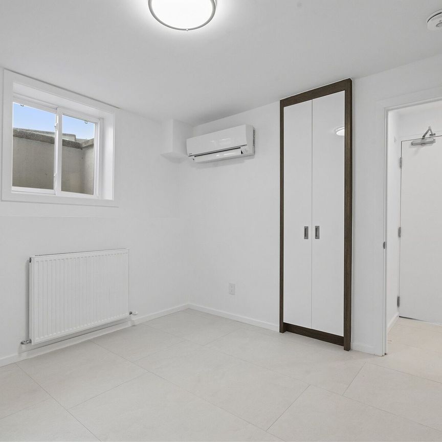 For Lease - 1340 Avenue Road Unit# B, Toronto, Ontario - Photo 1