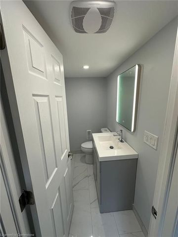 For Lease - 8 Roseneath Crescent Unit# B, Kitchener, Ontario - Photo 2