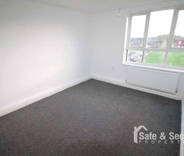 Wellington Walk, Washington, NE37 - Photo 5