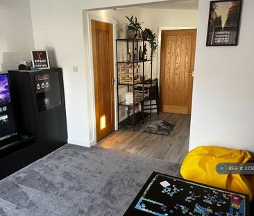 1 bedroom in a house share to rent - Photo 4